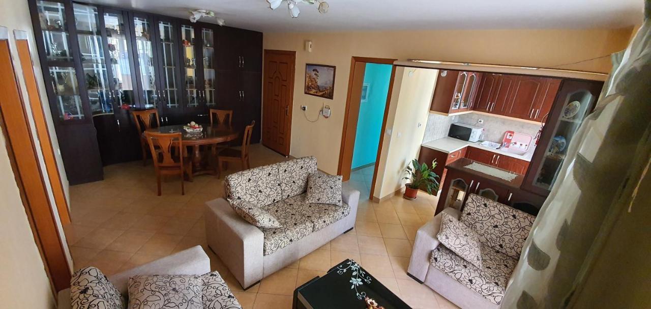 Enjoy Apartment Sarandë Exterior foto